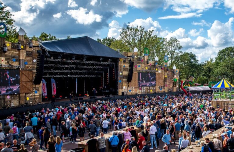 Techno in een Boiler Room Setting – Het Feestje — festival in Weert